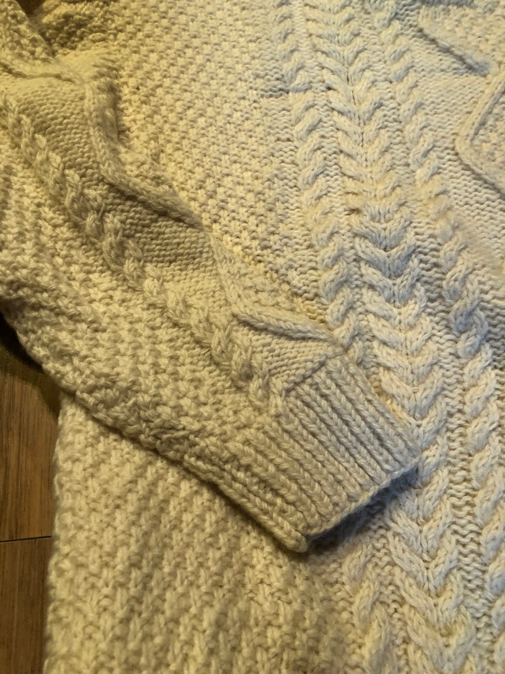 Kingspier Vintage - Vintage Namaste hand crafted 100% wool crew neck sweater
Made in Nepal.
Size XL.