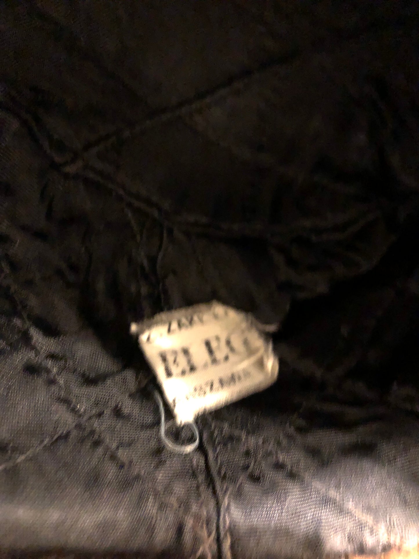 Kingspier Vintage - Dark brown fur hat with front flap and quilted lining.
Circumference - 21.5”
Hat is in good condition with some overall wear.
