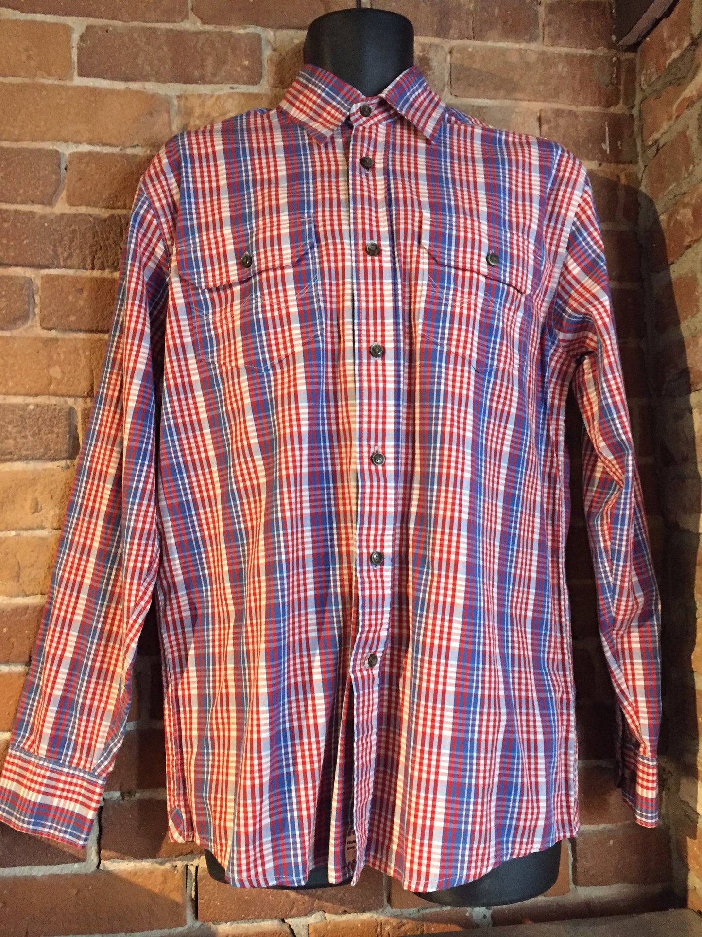 Kingspier Vintage - Wrangler red, white and blue check pattern button up shirt. Mens size medium.