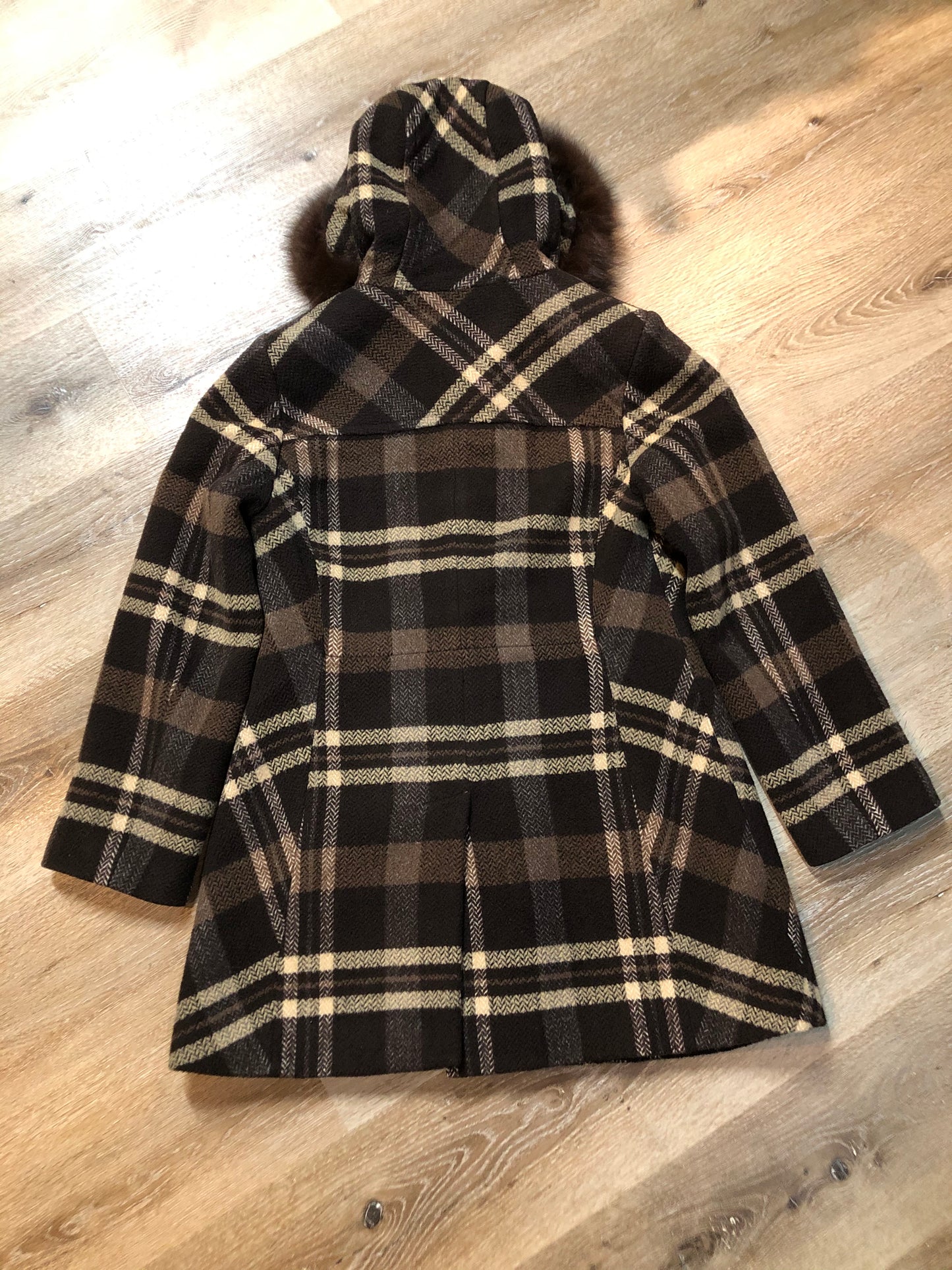Kingspier Vintage - Sachi brown plaid wool blend duffle coat with dark brown Finnish fox fur trimmed hood, toggle and zip closures and vertical pockets. Size small/ medium.