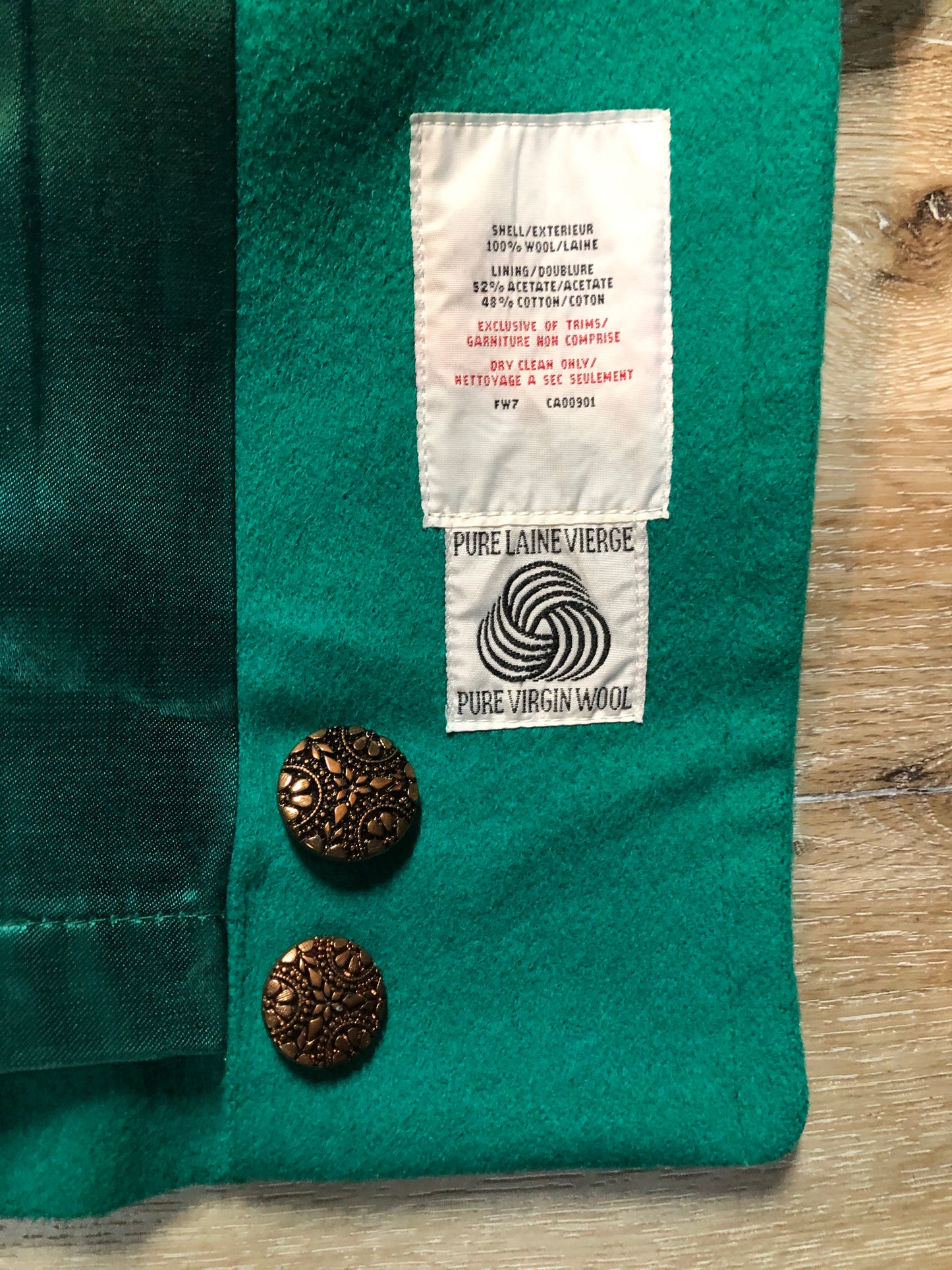 Kingspier Vintage - London Fog teal green 100% wool car coat with large filigree button closures and patch pockets. Size large.