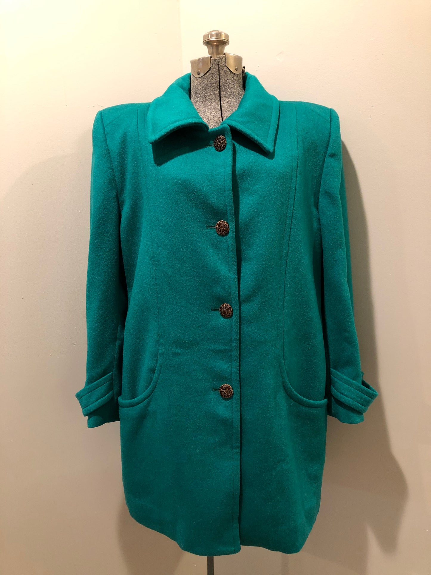 Kingspier Vintage - London Fog teal green 100% wool car coat with large filigree button closures and patch pockets. Size large.