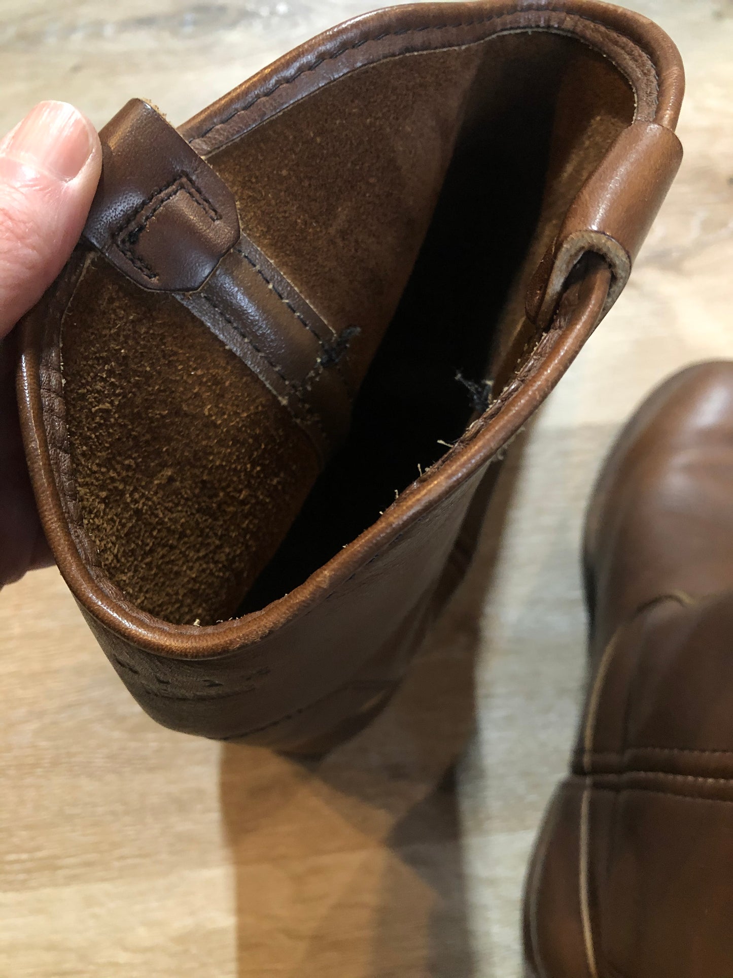 Kingspier Vintage - Red Wing Pecos pull on western style boot in brown smooth leather with suede lining. Size US women’s 9/ men’s 7