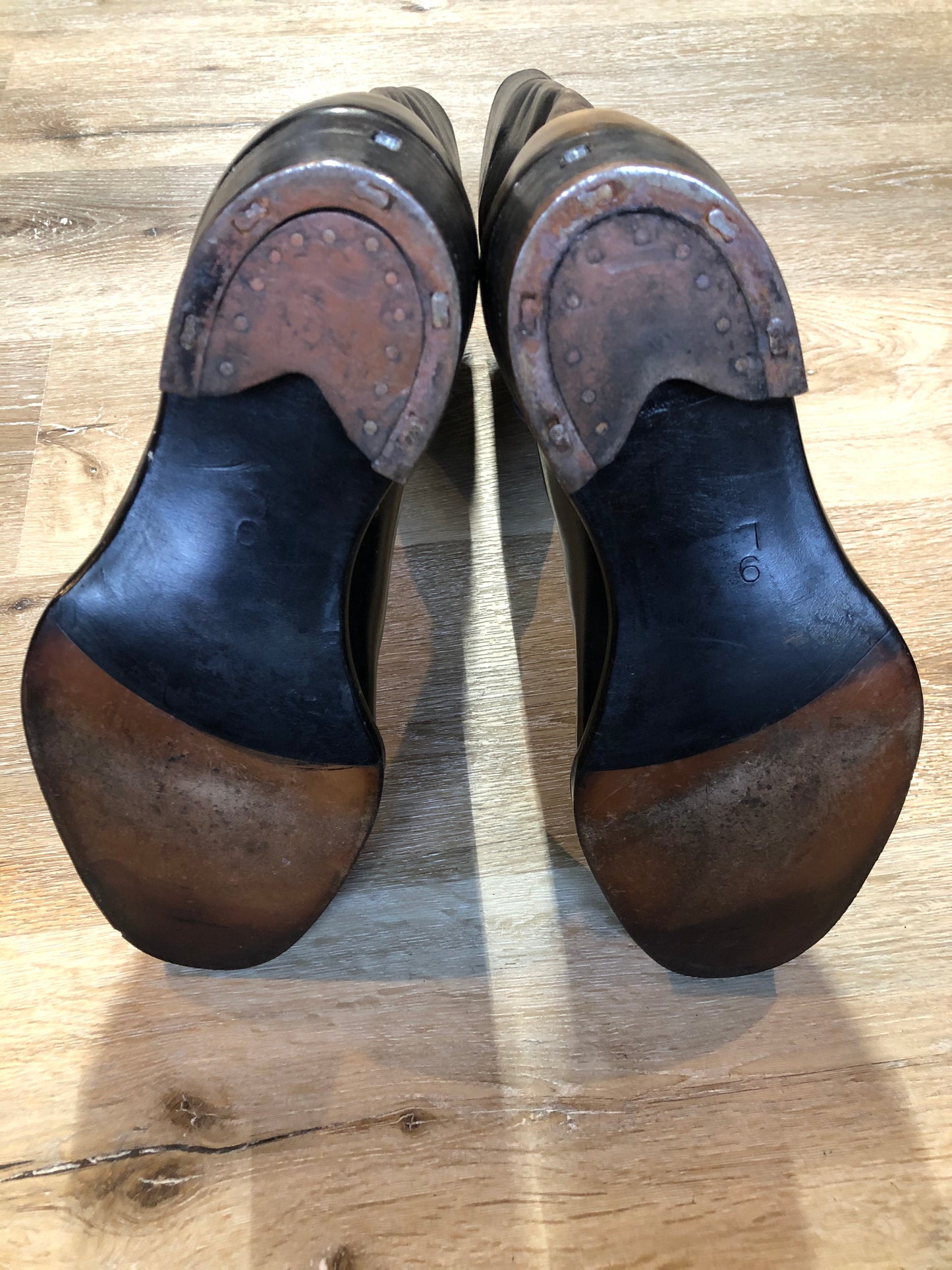 Kingspier Vintage - Vintage black pull on riding boots.
Size 9 men’s