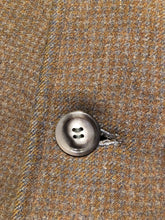 Load image into Gallery viewer, Kingspier Vintage - Vintage grey wool overcoat with button closures, two front pockets and a satin lining.

There are no labels inside this coat.

