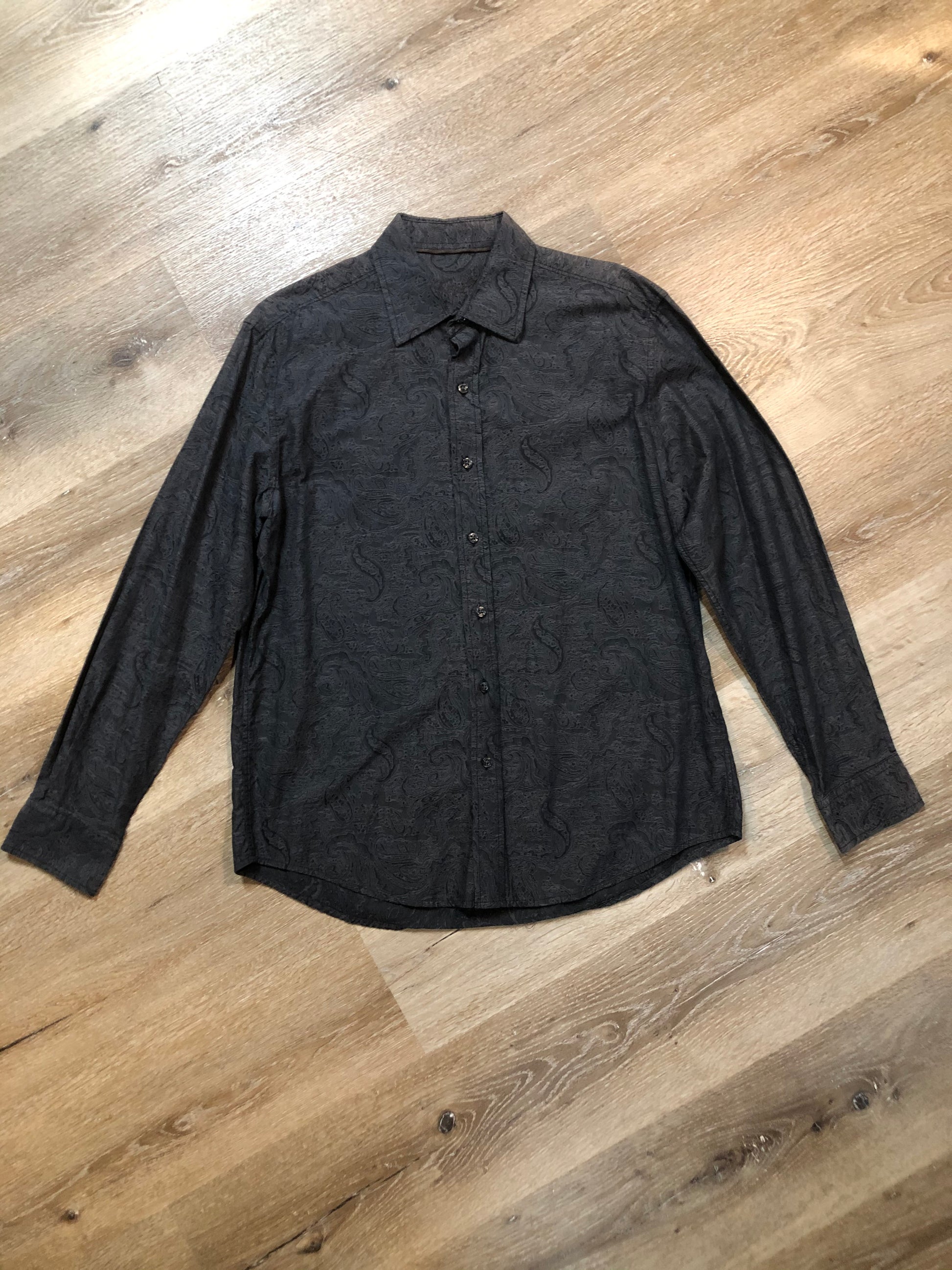 Kingspier Vintage - Tasso Ella grey paisley print. Mens size medium.