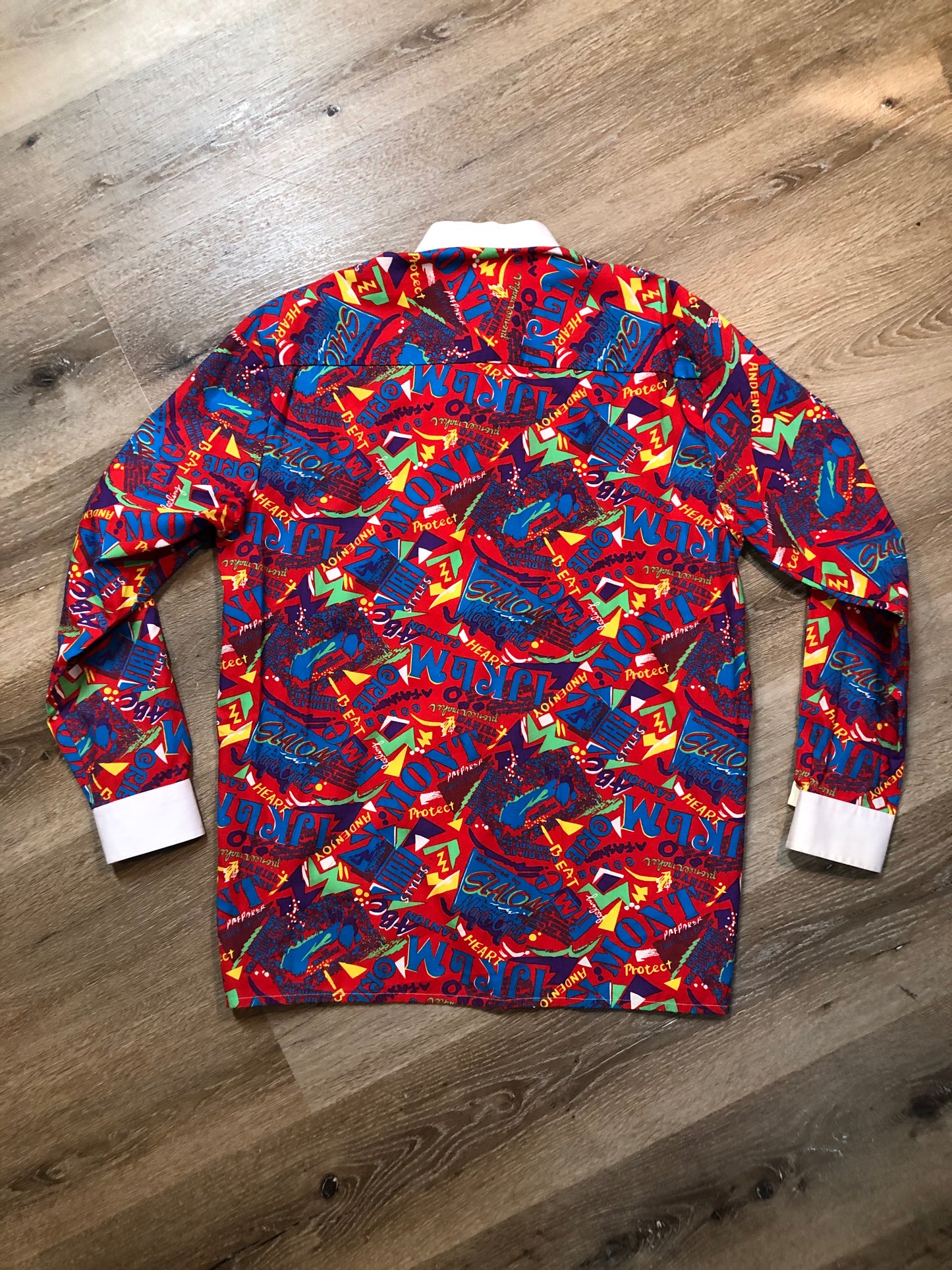 Kingspier Vintage - Vintage Philippe Anton Tuxedo White and Multi-Coloured Design Made in Australia. Cotton blend. Mens size 41.