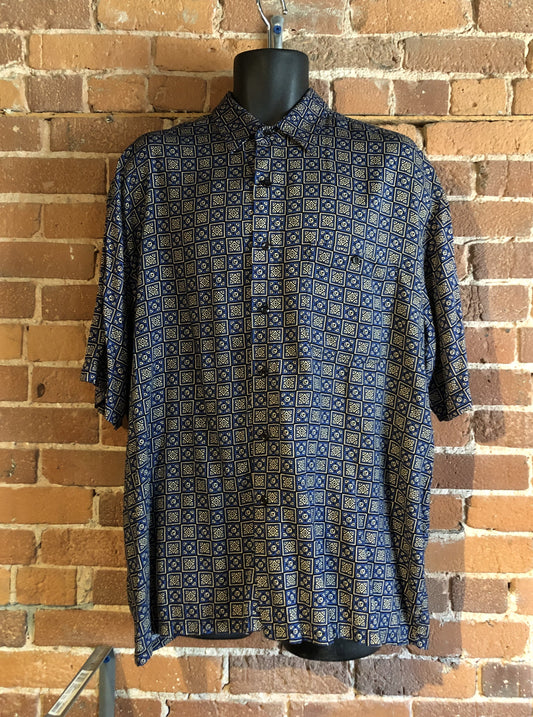 Kingspier Vintage - Puritan short sleeve button up shirt with blue, beige and black design. Size large mens.