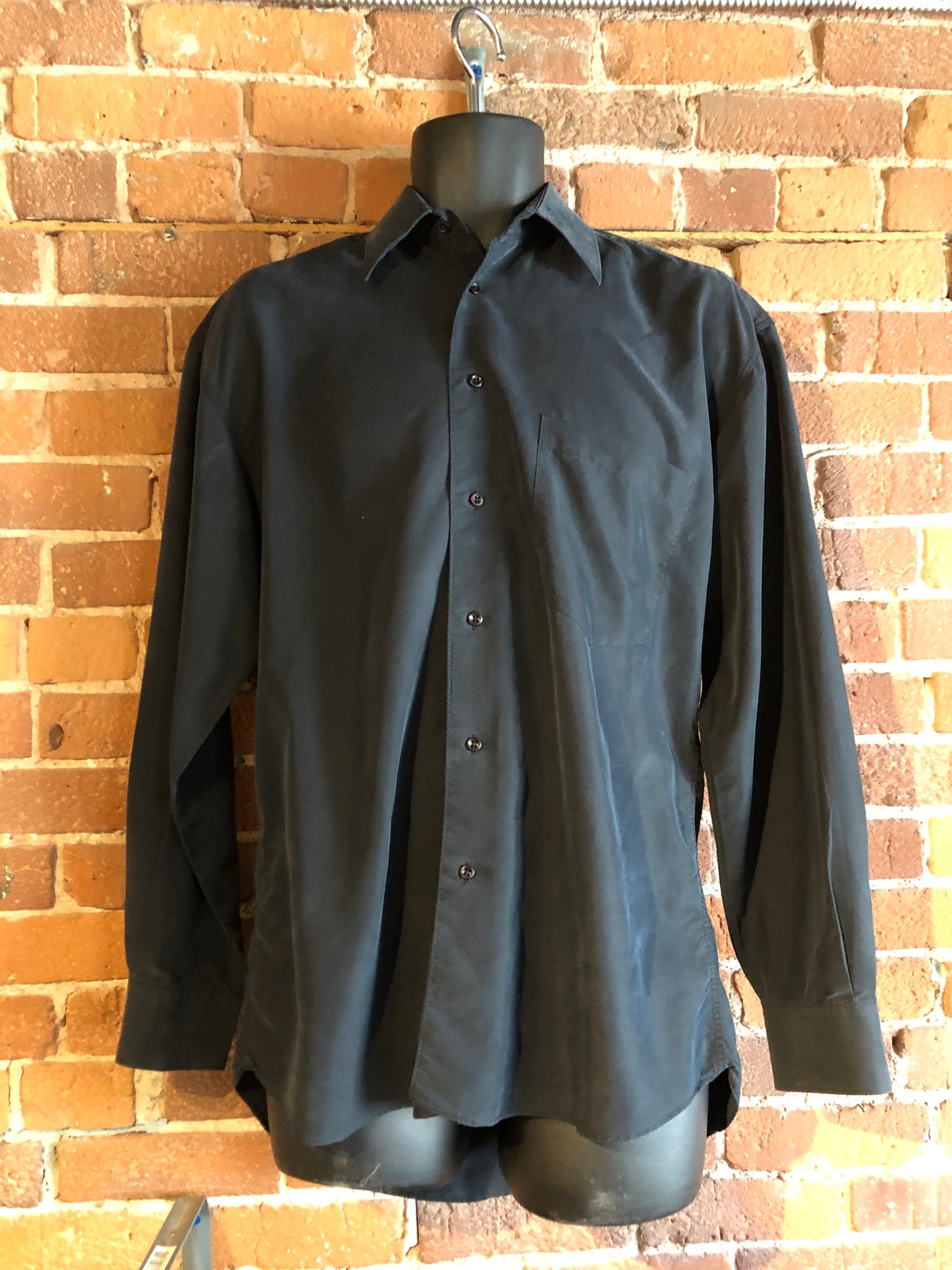 Kingspier Vintage - Dekker London black button up shirt .Size small mens.