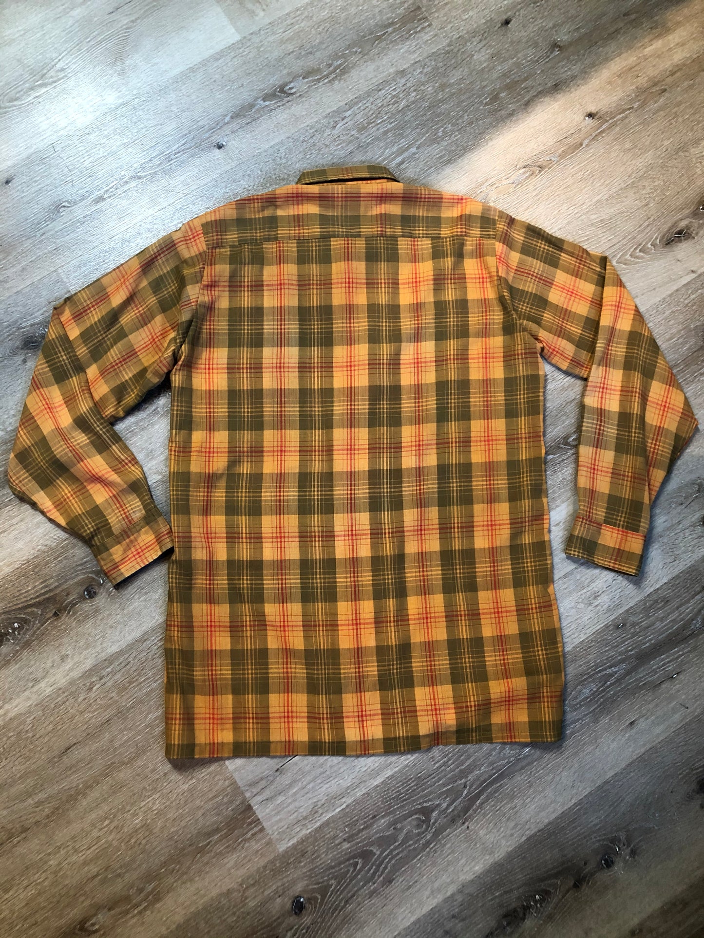 Kingspier Vintage - Vintage TownCraft orange plaid button up shirt for tall men, size large.
