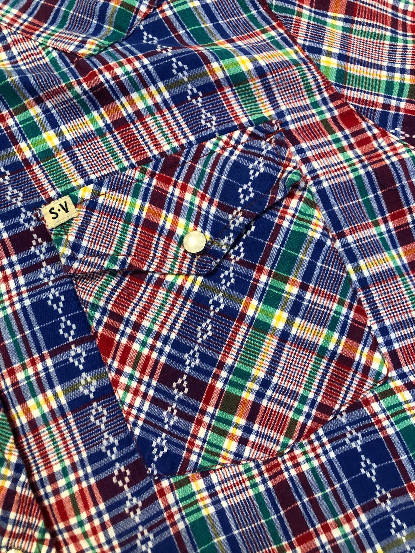 Kingspier Vintage - Salt Valley western style button up shirt with snap closures in blue, red, green and yellow plaid. Size XL mens.