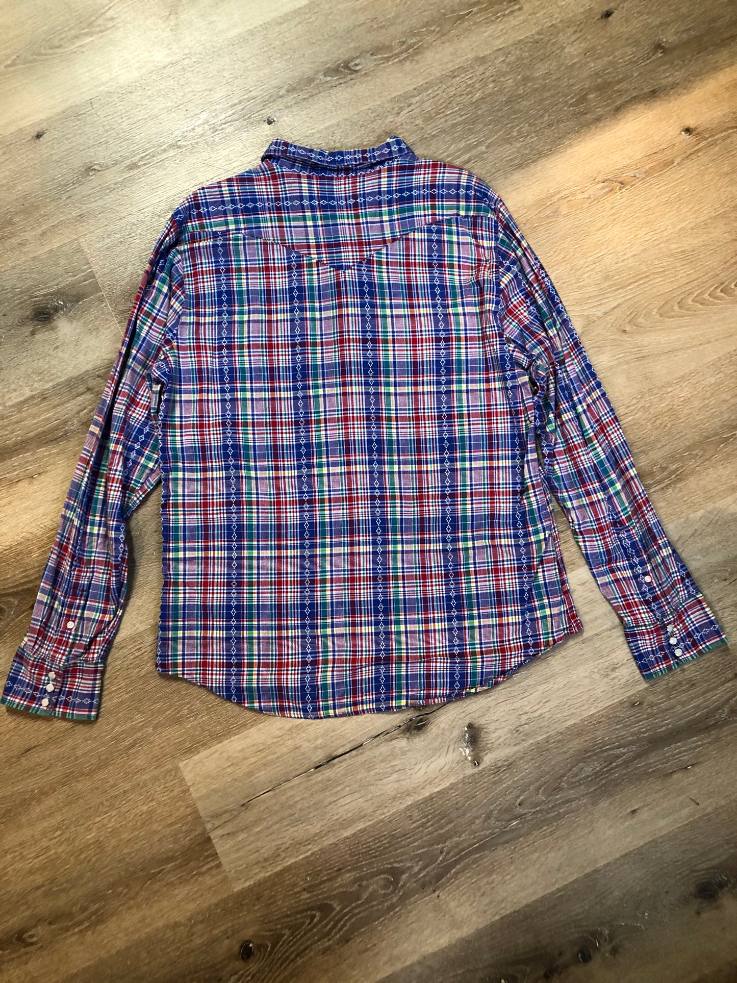 Kingspier Vintage - Salt Valley western style button up shirt with snap closures in blue, red, green and yellow plaid. Size XL mens.