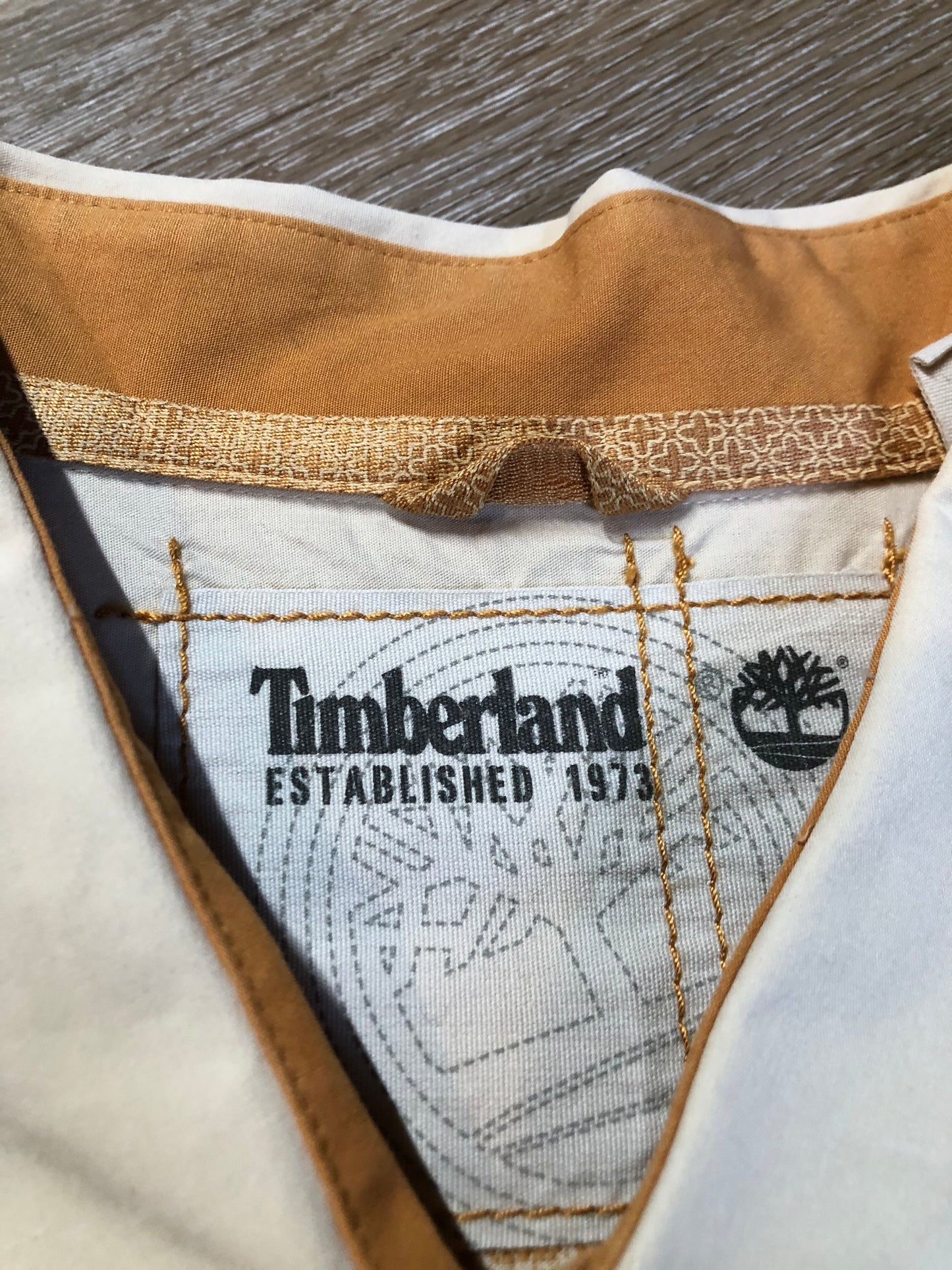 Kingspier Vintage - Timberland button up cotton shirt with beige design. Size XXXL mens.