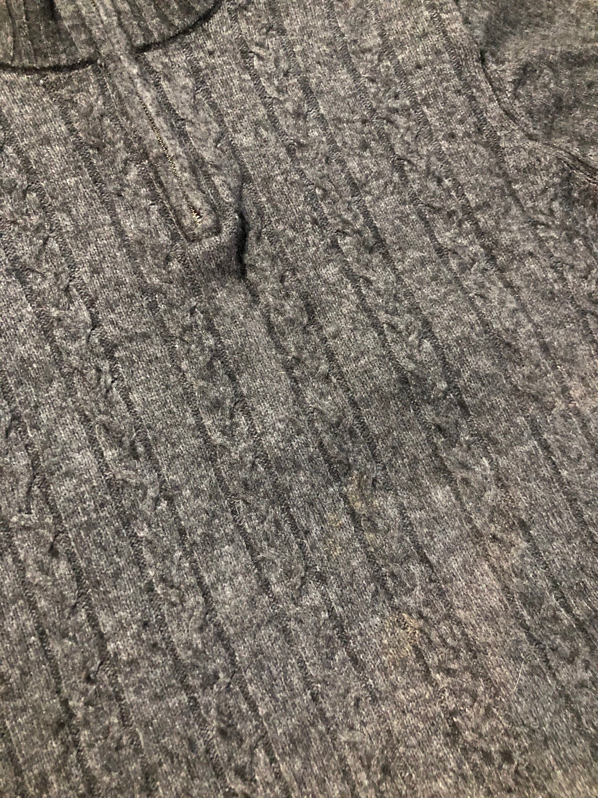 Kingspier Vintage - Savile Row Company 50% lambswool blend quarter zip sweater in grey. Size large.