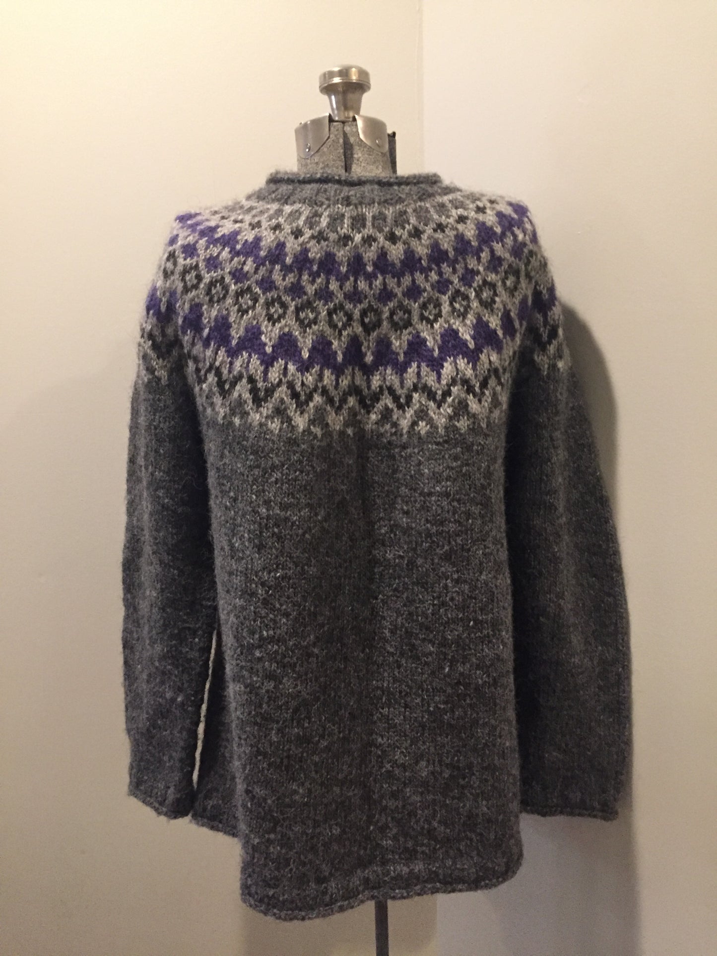 Kingspier Vintage - Hand knit grey and purple wool zip-up cardigan. Made in Nova Scotia. Size large.