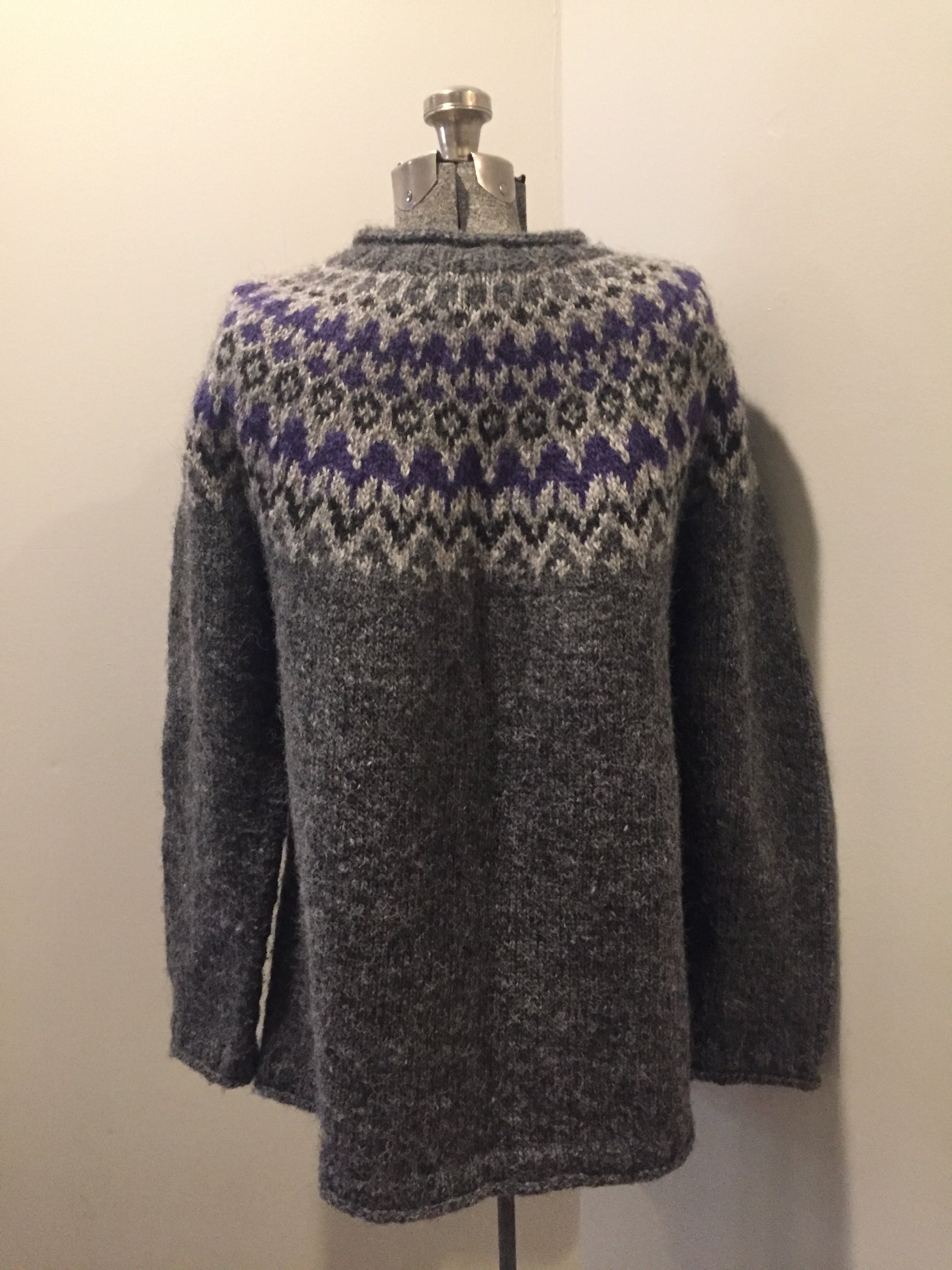 Kingspier Vintage - Hand knit grey and purple wool zip-up cardigan. Made in Nova Scotia. Size large.
