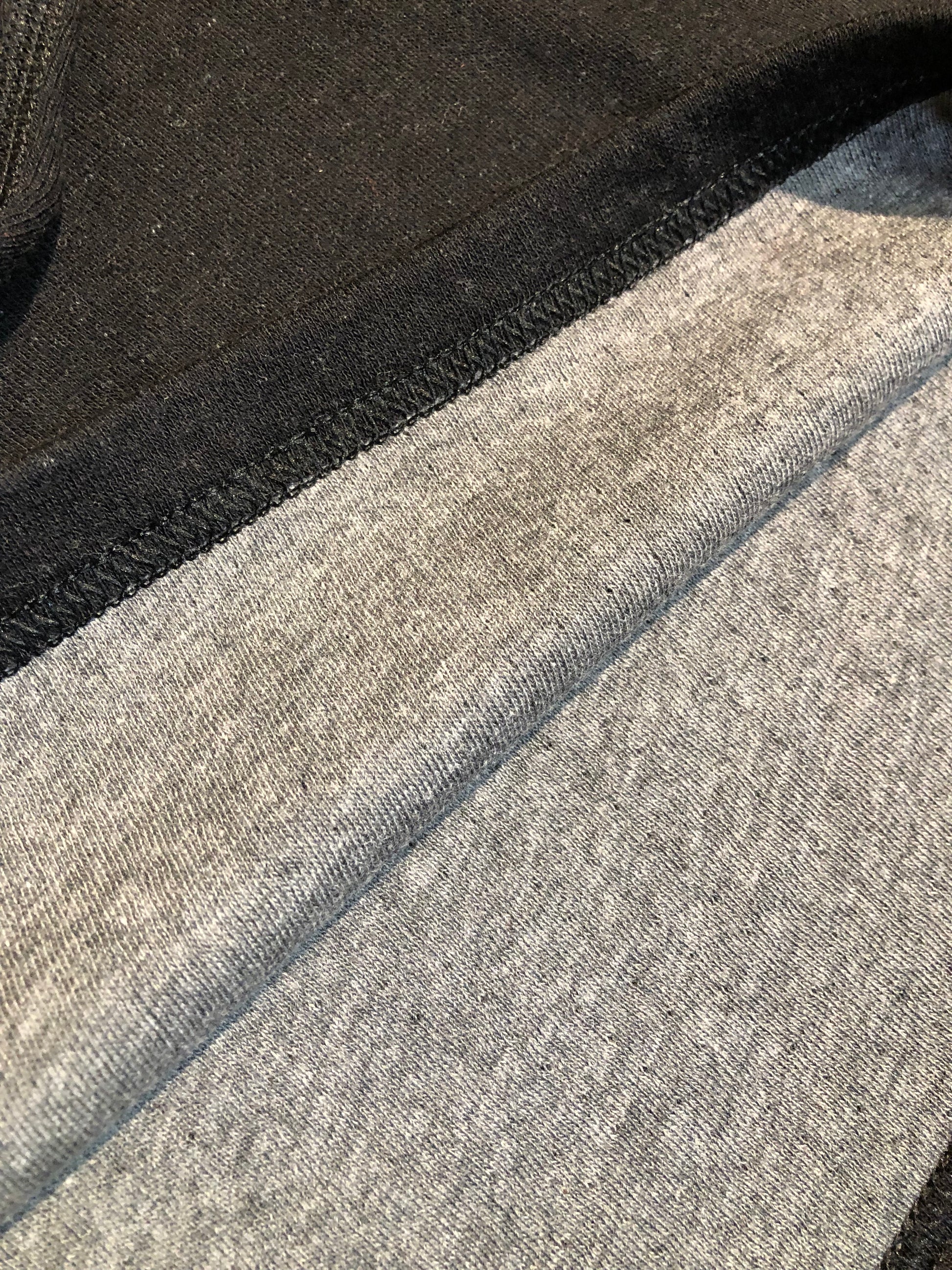 Stanfield''s deadstock duofold / layered base layer shirt.
50% Polyester, 25% Merino Wool, 25% Cotton
Made in Nova Scotia, Canada.