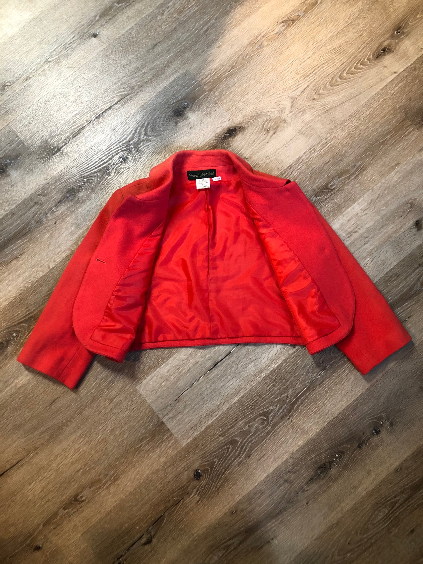 Kingspier Vintage - Harve Benard pink cropped jacket with button closures. Size medium..