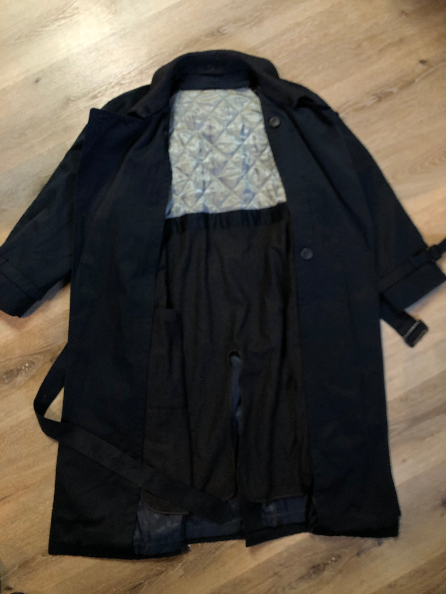 Kingspier Vintage - Hart Schaffner Marx Navy Blue Barrington Trench Coat with Wool Lining40R