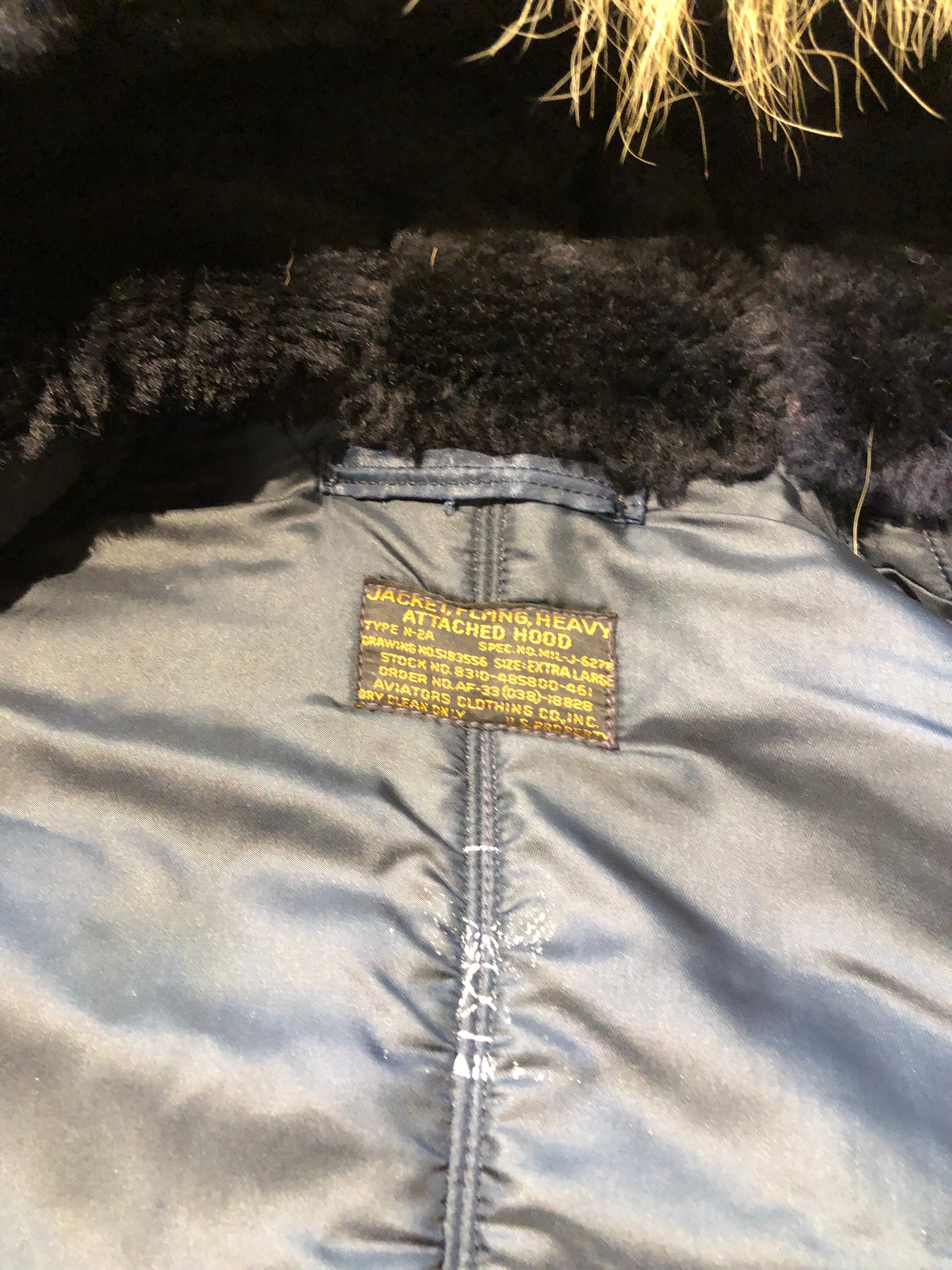 Kingspier Vintage - Rare Vintage United States Air Force heavy flying jacket Type: N-2A, Spec: MIL-J-6278, dates back to the 1940’s/1950’s either before or during the Korean war.
