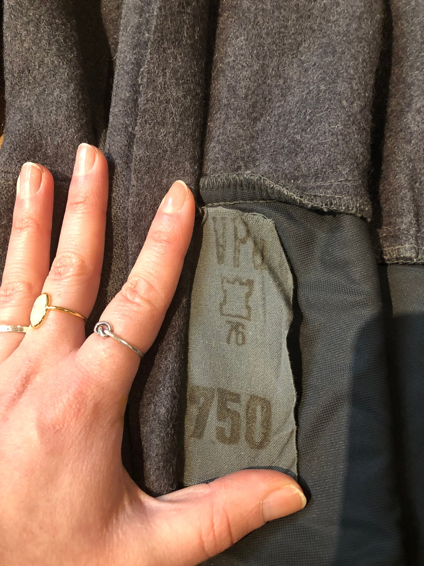 Kingspier Vintage - Vintage Finnish military issue 80% wool blend jacket.