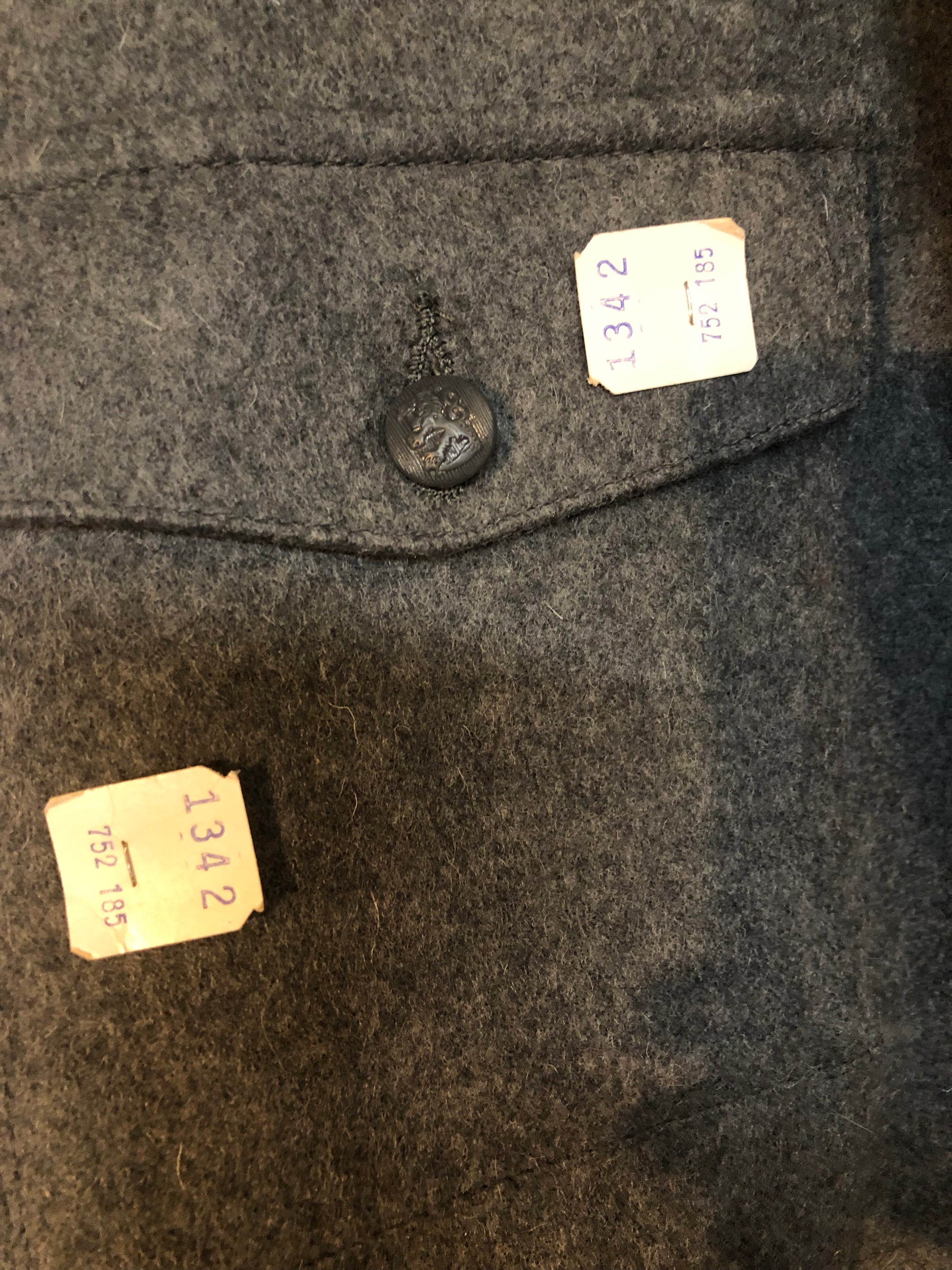 Kingspier Vintage - Vintage Finnish military issue 80% wool blend jacket.