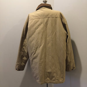 Kingspier Vintage - LL Bean Insulated beige 100% cotton chore jacket with corduroy collar, button closures, flap pockets and a quilted lining. Size XL tall.
