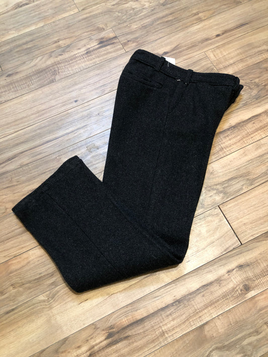 Kingspier Vintage - Vintage 1960’s Codet heavy weight wool pants in charcoal colour with zip fly and front and back pockets.
Made in Canada.