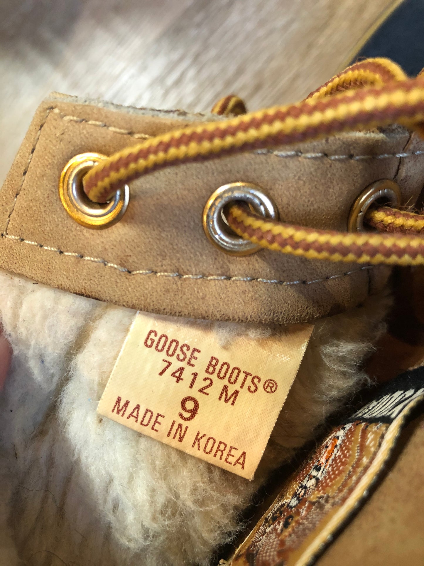 Vintage Kodiak five eyelet lace up Goose Boots with suede upper and rubber outsole, wool lining and a steel shank for foot protection.
Size 9 Mens
The uppers and soles are in excellent condition.