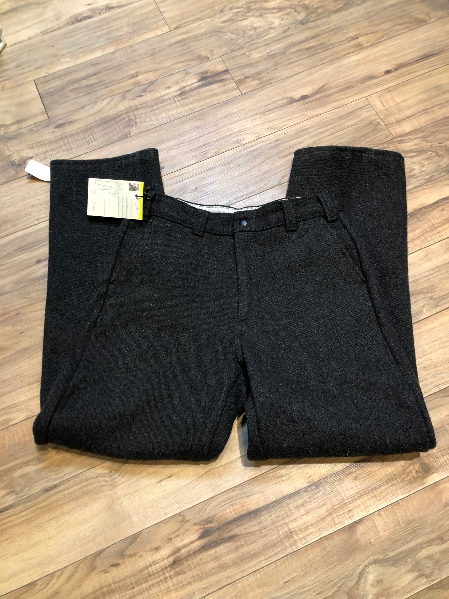 Kingspier Vintage - Vintage 1960’s Codet heavy weight wool pants in charcoal colour with zip fly and front and back pockets.
Made in Canada.