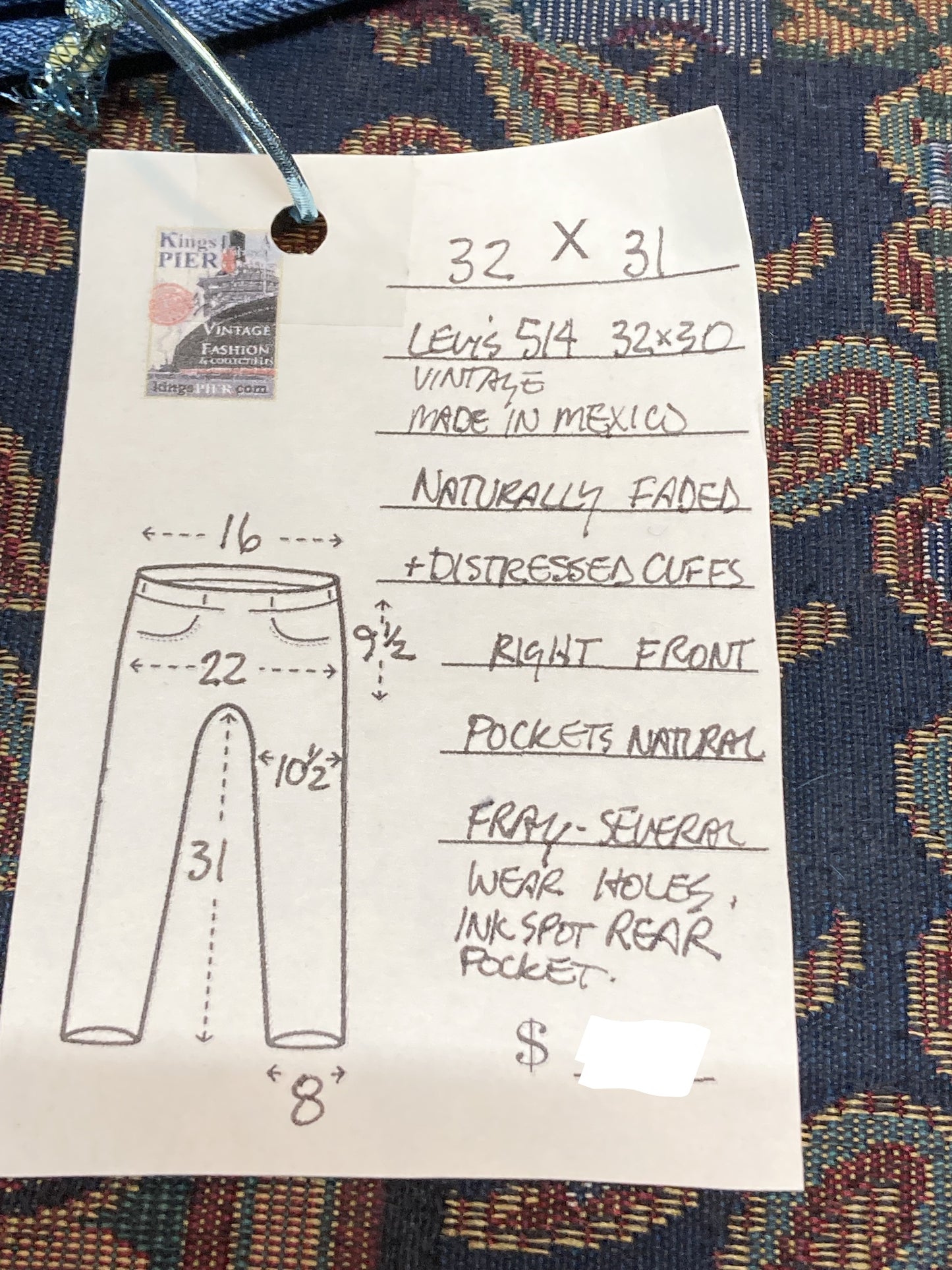 Levi’s 514 - 32”x31 Denim Jeans  Vintage Red Tab  Lower rise  Zip fly  Straight leg  Lighter wash  100% cotton  labeled 32”x30”  Made in Mexico -  Kingspier vintage