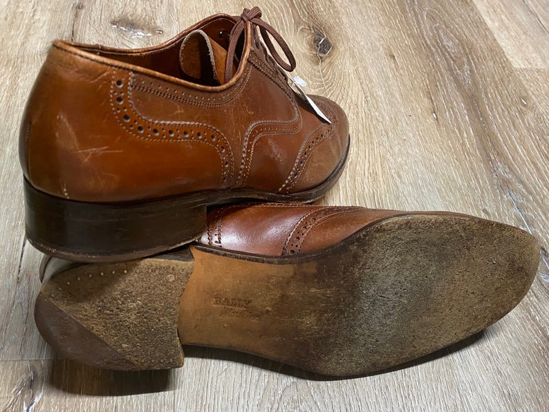 Kingspier Vintage - Brown Full Brogue Wingtip Balmoral Oxfords by Bally Moulins - Sizes: 10.5M 12.5W 43.5EURO, Made in France, Leather Soles, Half Rubber Heels