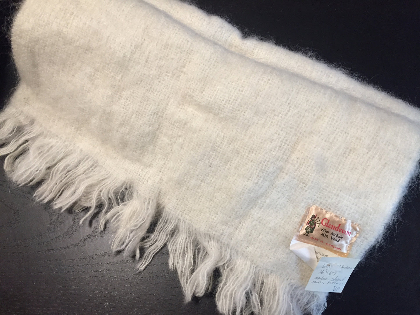 Kingspier Vintage - Superb vintage "Glendevon" shawl, made in Scotland. Very soft. Fibre content: 60% Mohair, 40% wool. Measures 16x64 inches.