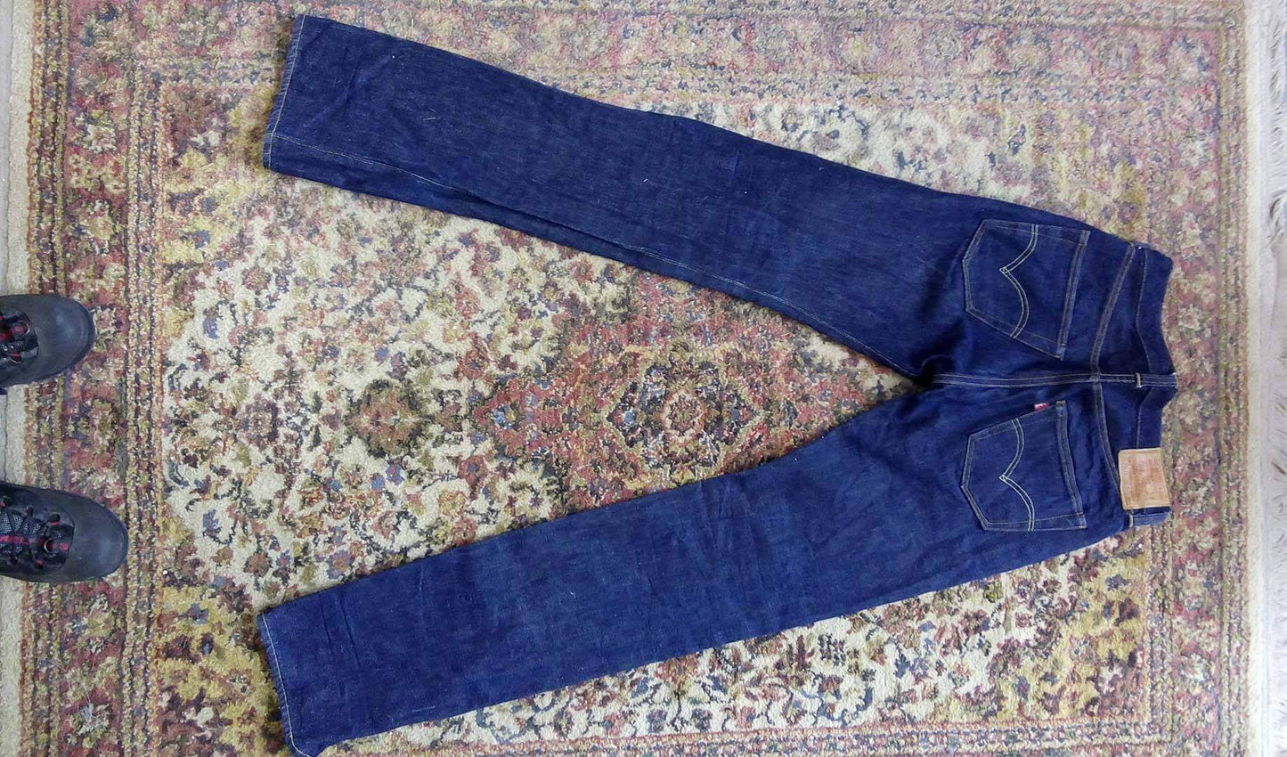 Kingspier Vintage - Levi's 501xx - 32"x38" red tab