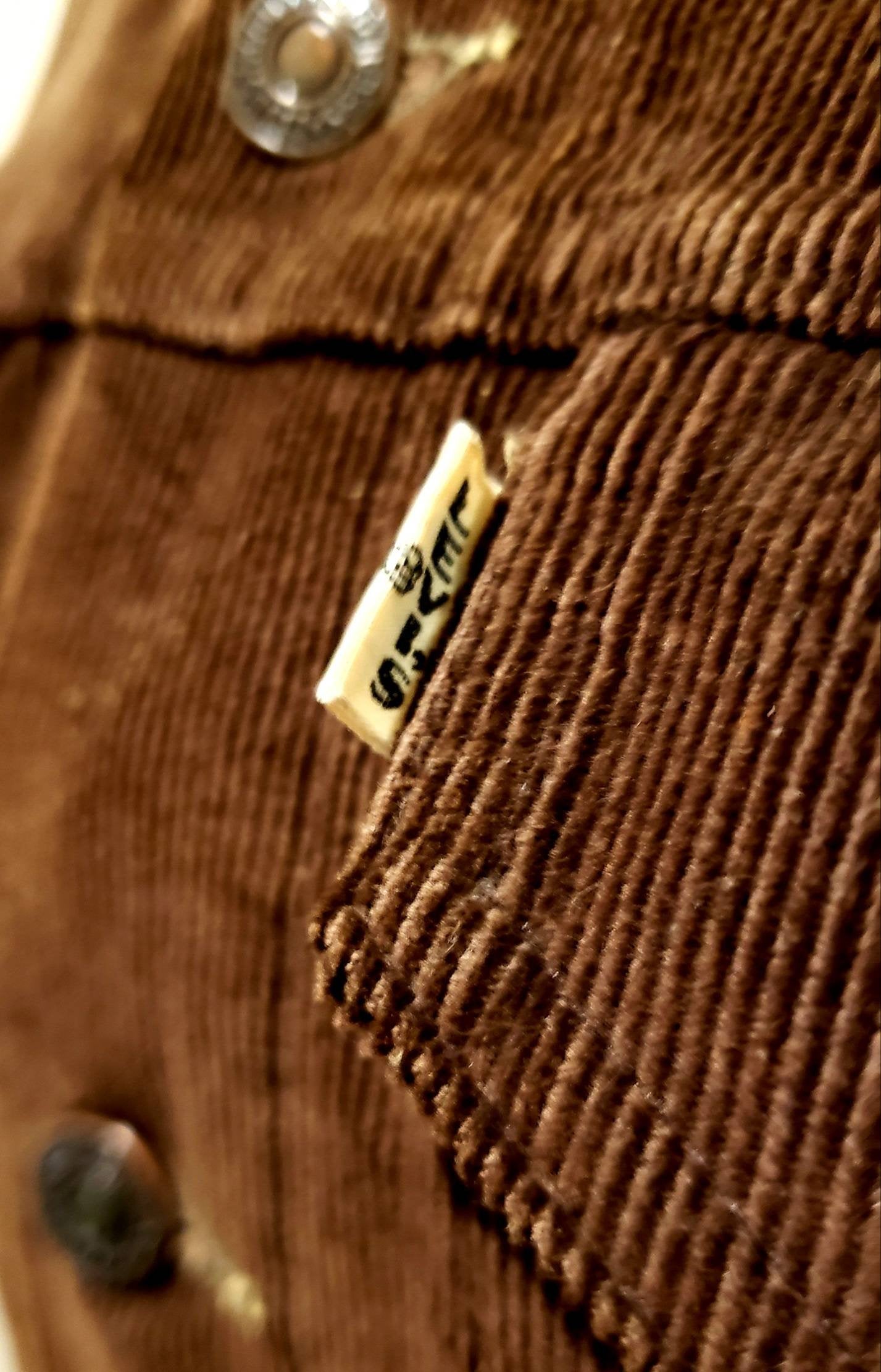 Kingspier Vintage - Pristine Levi's big E corduroy jacket. Made in Canada.circa 70's
