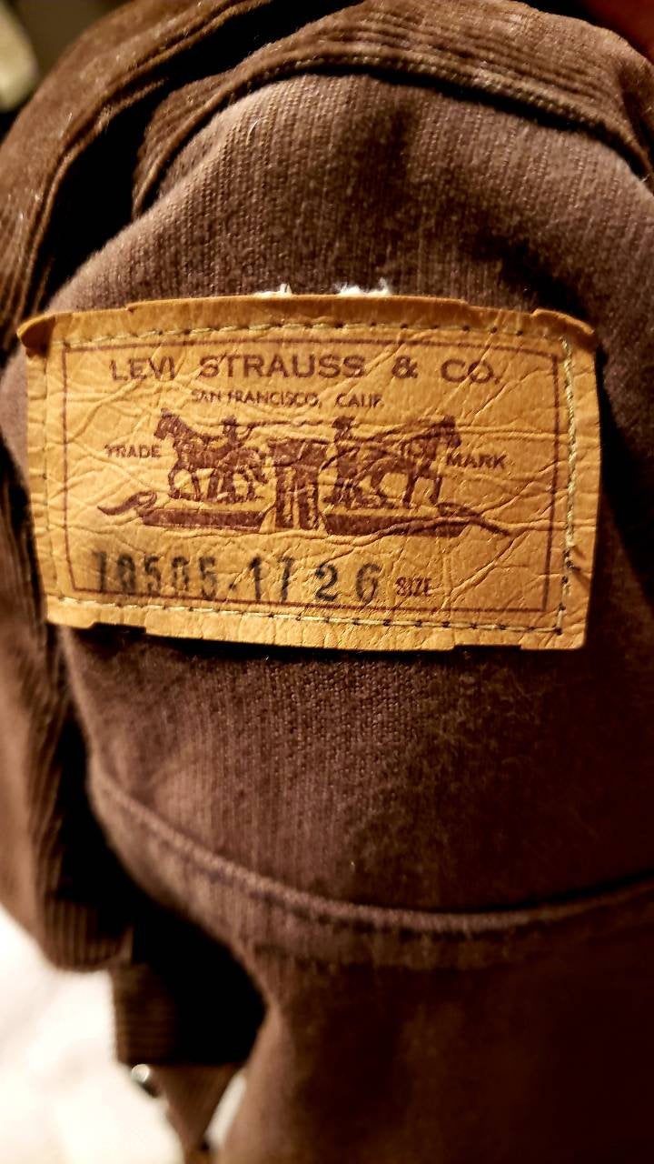 Kingspier Vintage - Pristine Levi's big E corduroy jacket. Made in Canada.circa 70's
