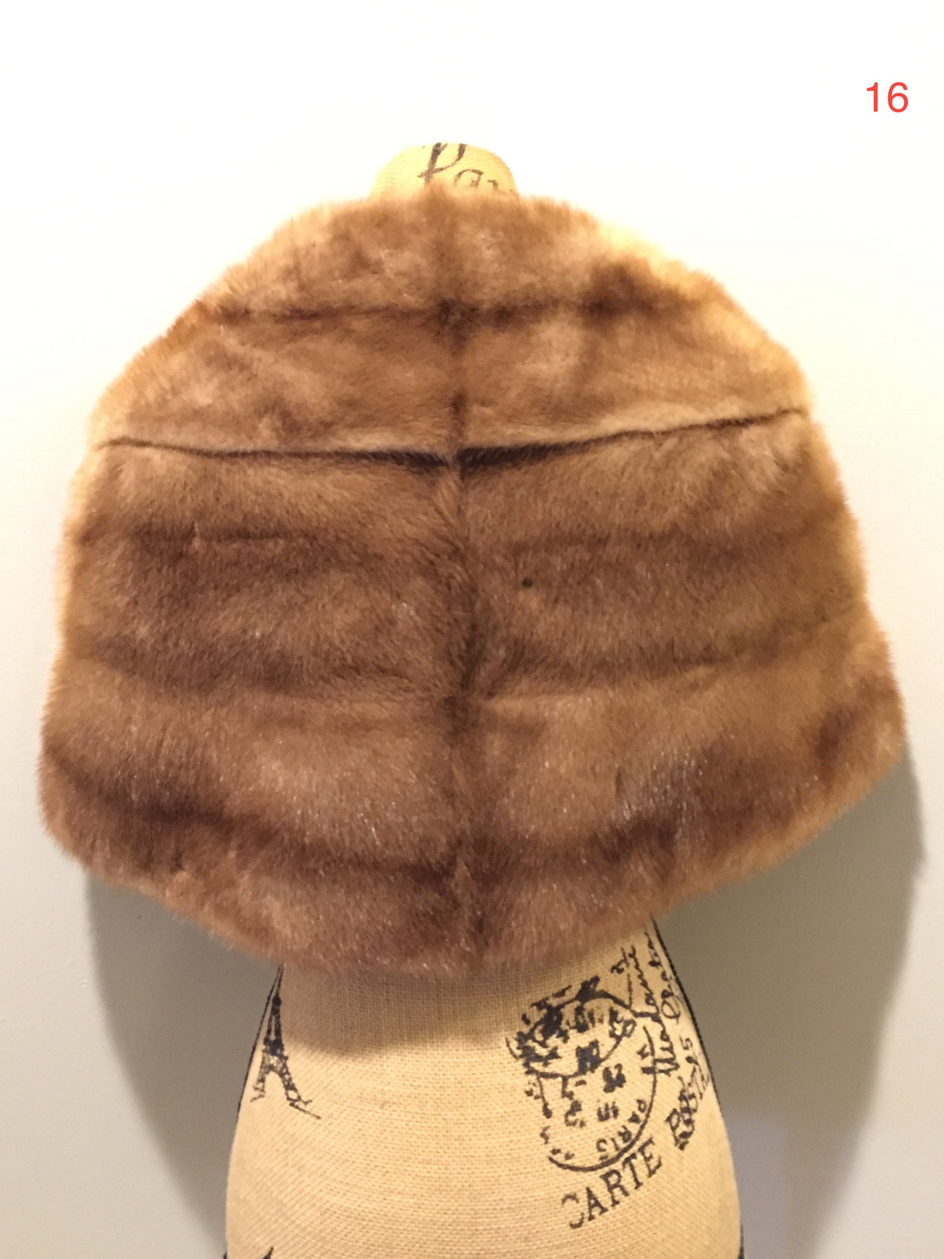 Kingspier Vintage - "Furs by Offman" vintage blonde sable fur stole, made in Halifax, Nova Scotia, Canada. The lining features an embroidered monogram "MB" and the Offman label.