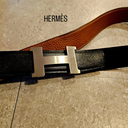 HERMÈS brushed silver tone belt buckle and reversible HERMÈS leather belt