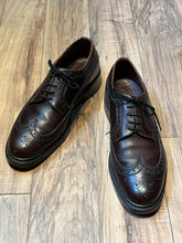 Load image into Gallery viewer, Vintage Dacks Brogue Wingtip Dark Brown Derby Shoes, Made in Canada, Size US Mens 9, EUR 42, SOLD
