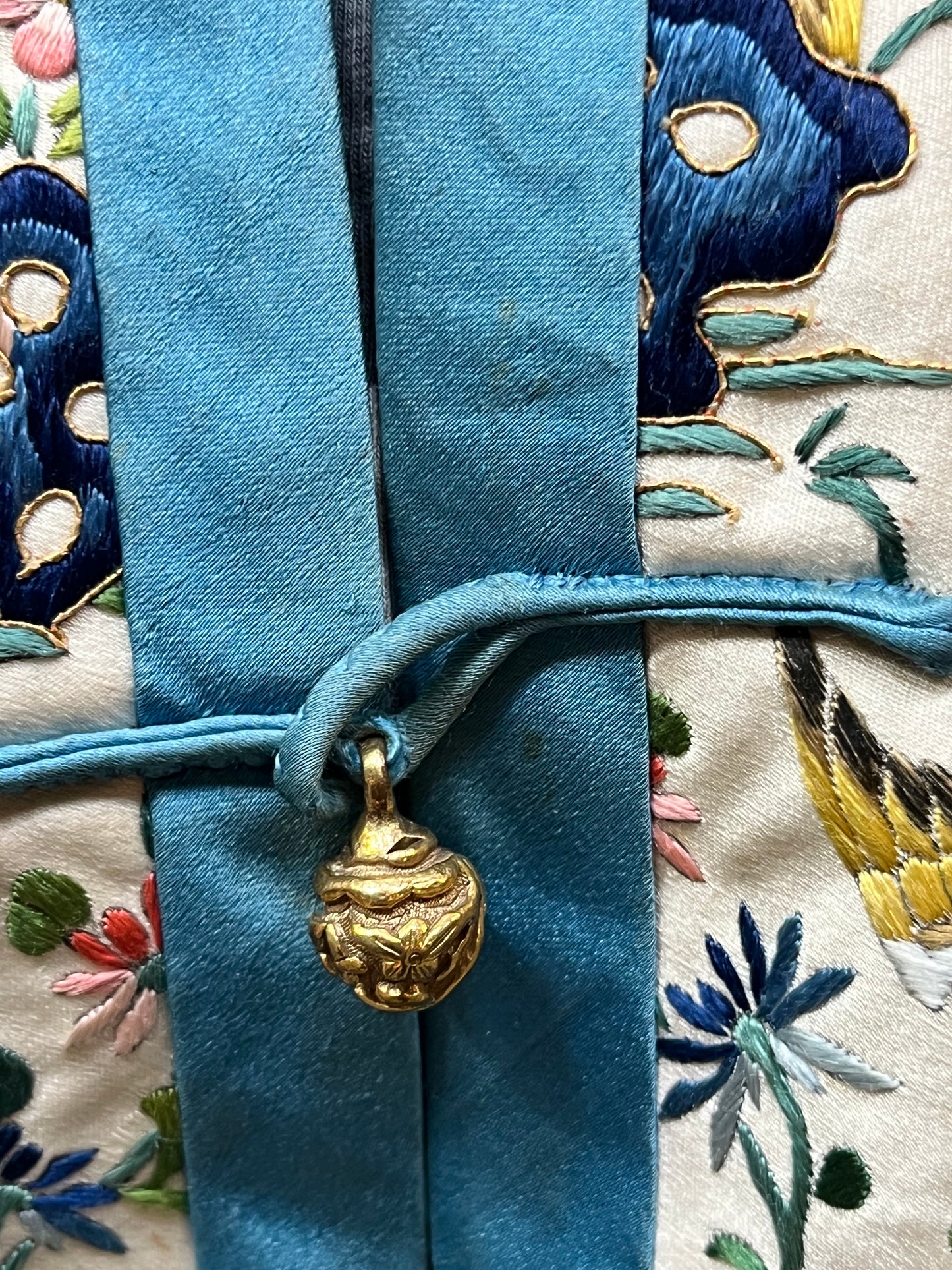 Rare Fine Antique Qing Dynasty Silk Embroidered Robe Kimono