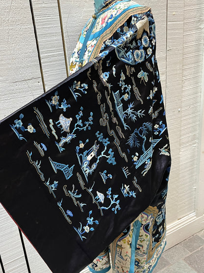 Rare Fine Antique Qing Dynasty Silk Embroidered Robe Kimono