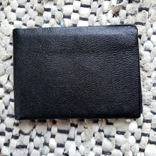 Load image into Gallery viewer, Kingspier Vintage - Vintage Imported English Morocco Wallet. Fine natural pebbled grain leather as new.
