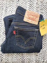 Load image into Gallery viewer, Kingspier Vintage - Levi&#39;s  593  27x32 (measures 28x31.5), button fly, deep blue double rinse, 28 x 31 1/2, ride 6.5, cuff width 8.75, Made in Vietnam, 99% cotton, 1% Elastane, Excellent condition

