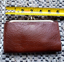 Load image into Gallery viewer, Kingspier Vintage - Vintage Legacy Leather clutch wallet.
