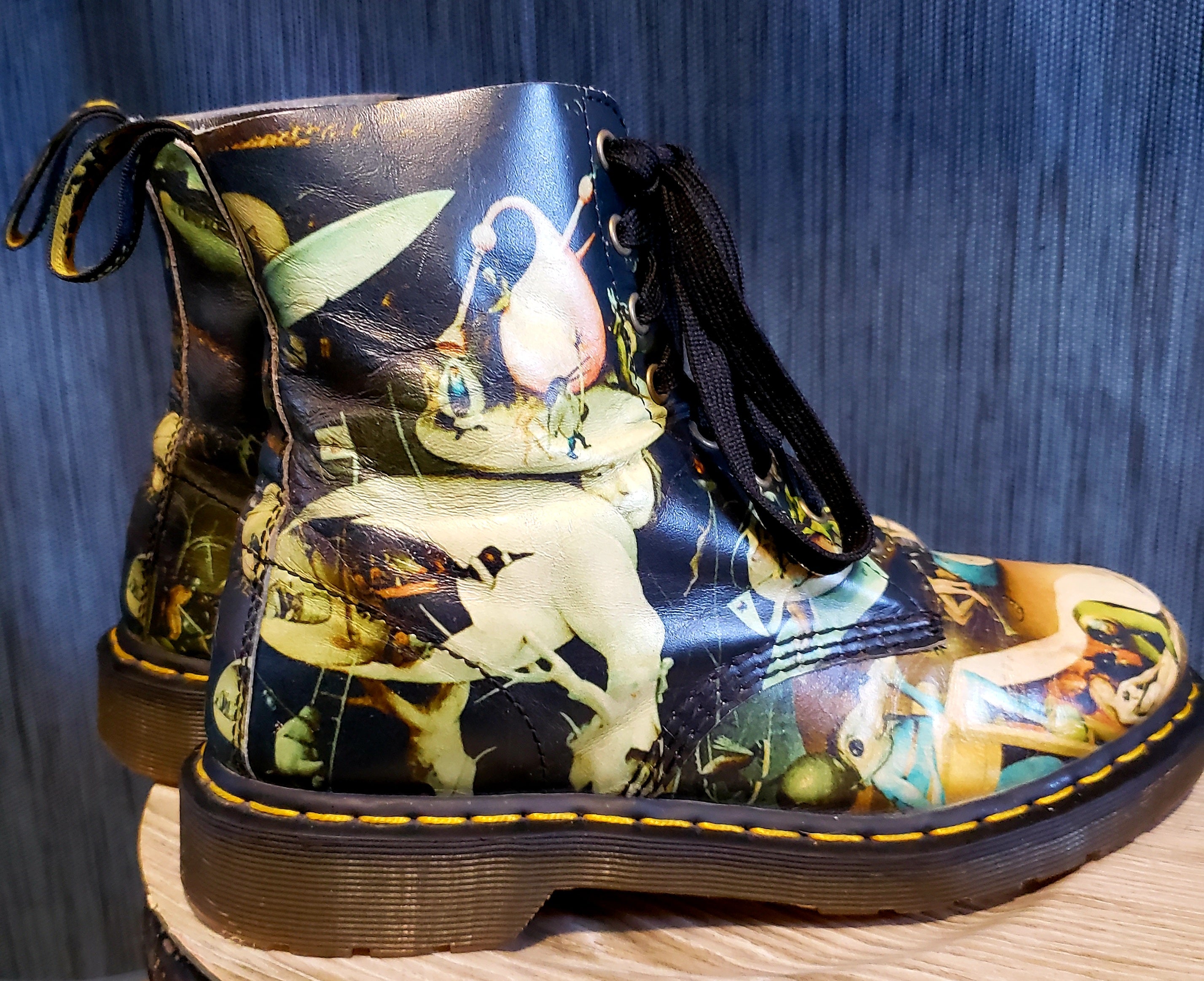 Dr. Marten s Rare limited Museum edition Bosch Hell 1460 Pascal Boot KingsPIER vintage