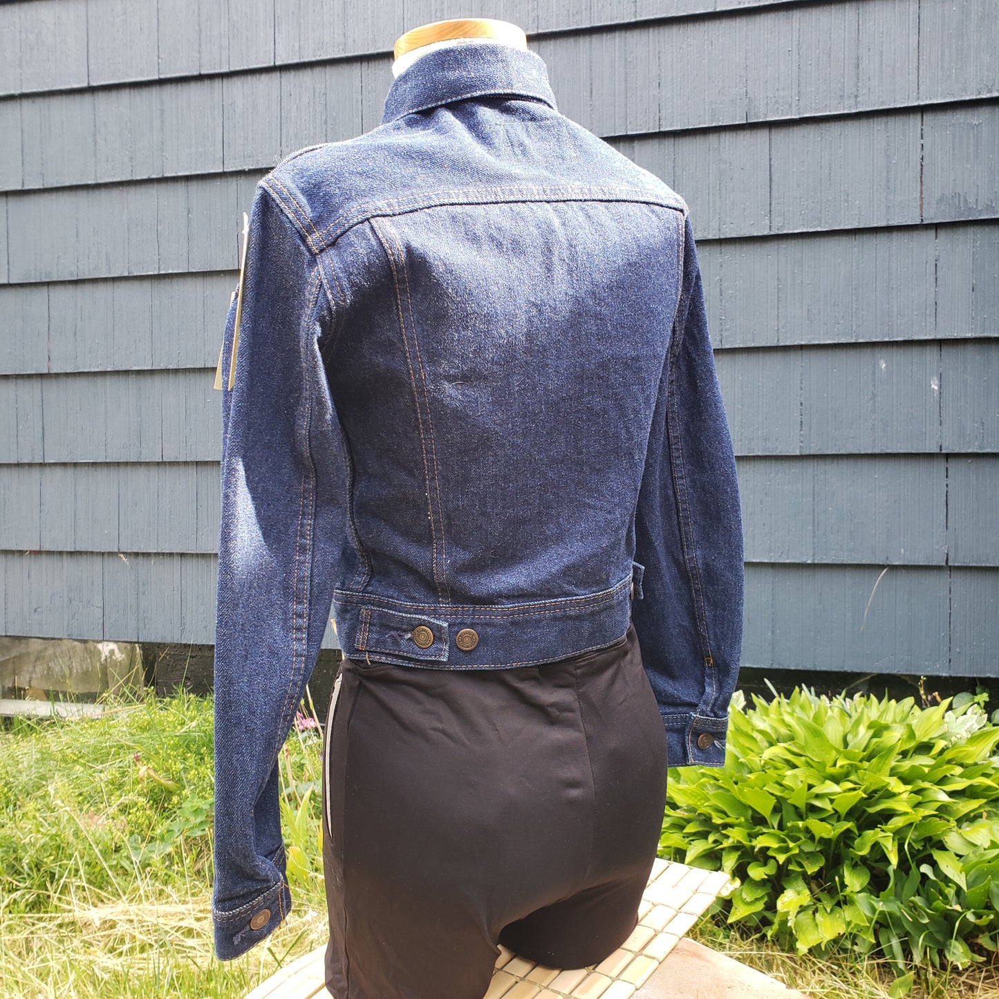 Vintage GWG Dark Wash Denim Jean Jacket. Deadstock. Made in Canada