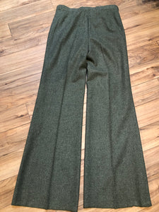 Kingspier Vintage - Vintage Haute Rive wool blend (90% wool/ 10% nylon) dress pants with front pleats, zip fly, mid rise, flared leg and two front pockets.

Made in Korea.