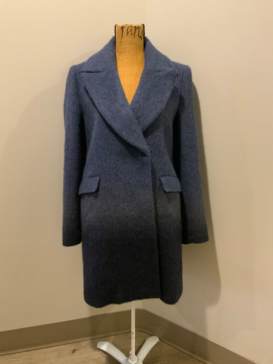 Kingspier Vintage - Banana Republic navy blue ombre silky soft wool blend coat, double breasted with front pockets. Fits a size medium.