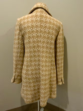 Load image into Gallery viewer, Kingspier Vintage - Ann Taylor white and cream houndstooth pattern wool blend coat with front buttons and welt pockets. Made in Indonesia. Fits a size 10.
