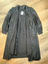 Load image into Gallery viewer, Kingspier Vintage - J.Gallery Petite water repellent black single breasted trench coat with belt, button closures, welt pockets. pleated detail in shoulders and zip out quilted lining. Size 12 petite.

